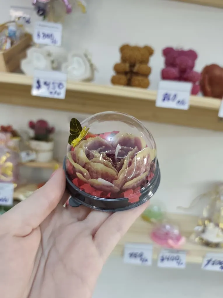 Flores en cápsula plástica 450