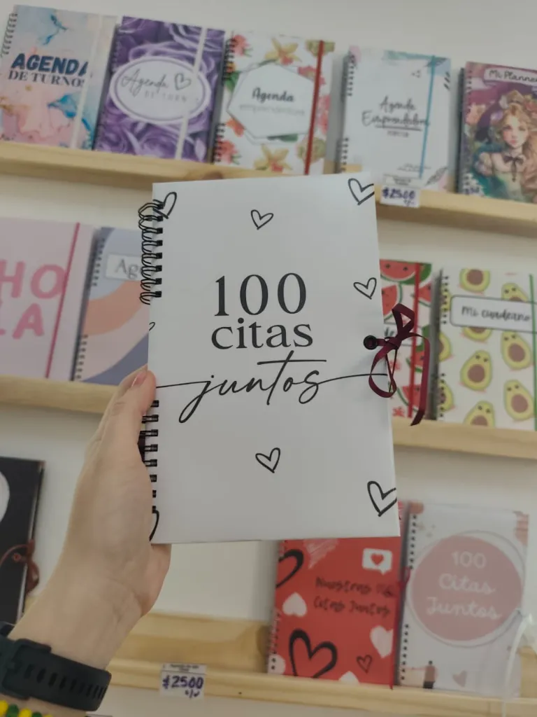 Agenda de 100 citas (Blanco y negro)