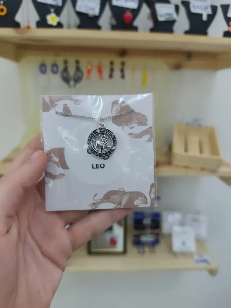 Collar de Signos Zodiaco acero inoxidable (Leo)