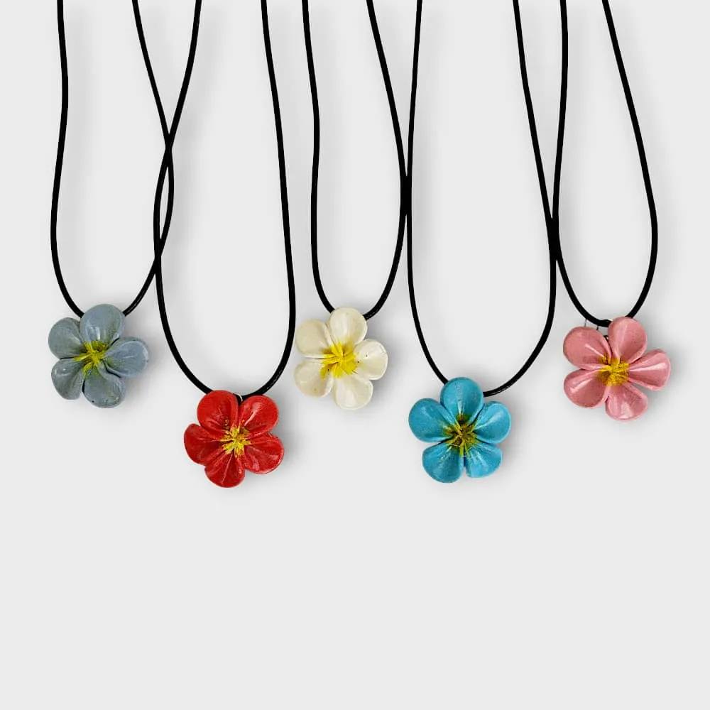Colgante de Plumerias ceramica fria (Rojo)