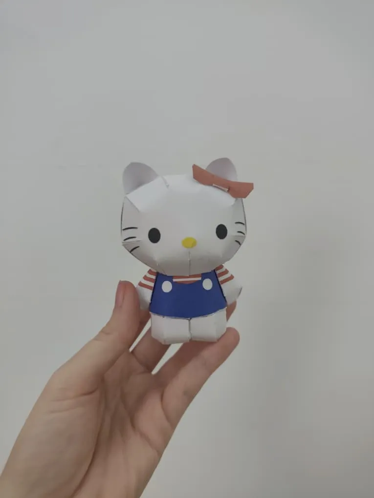 Papercraft hello kitty